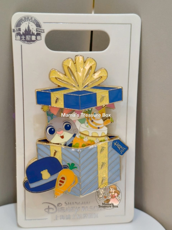 【現貨】上海迪士尼｜茱迪生日禮盒造型徽章胸針（七月款）